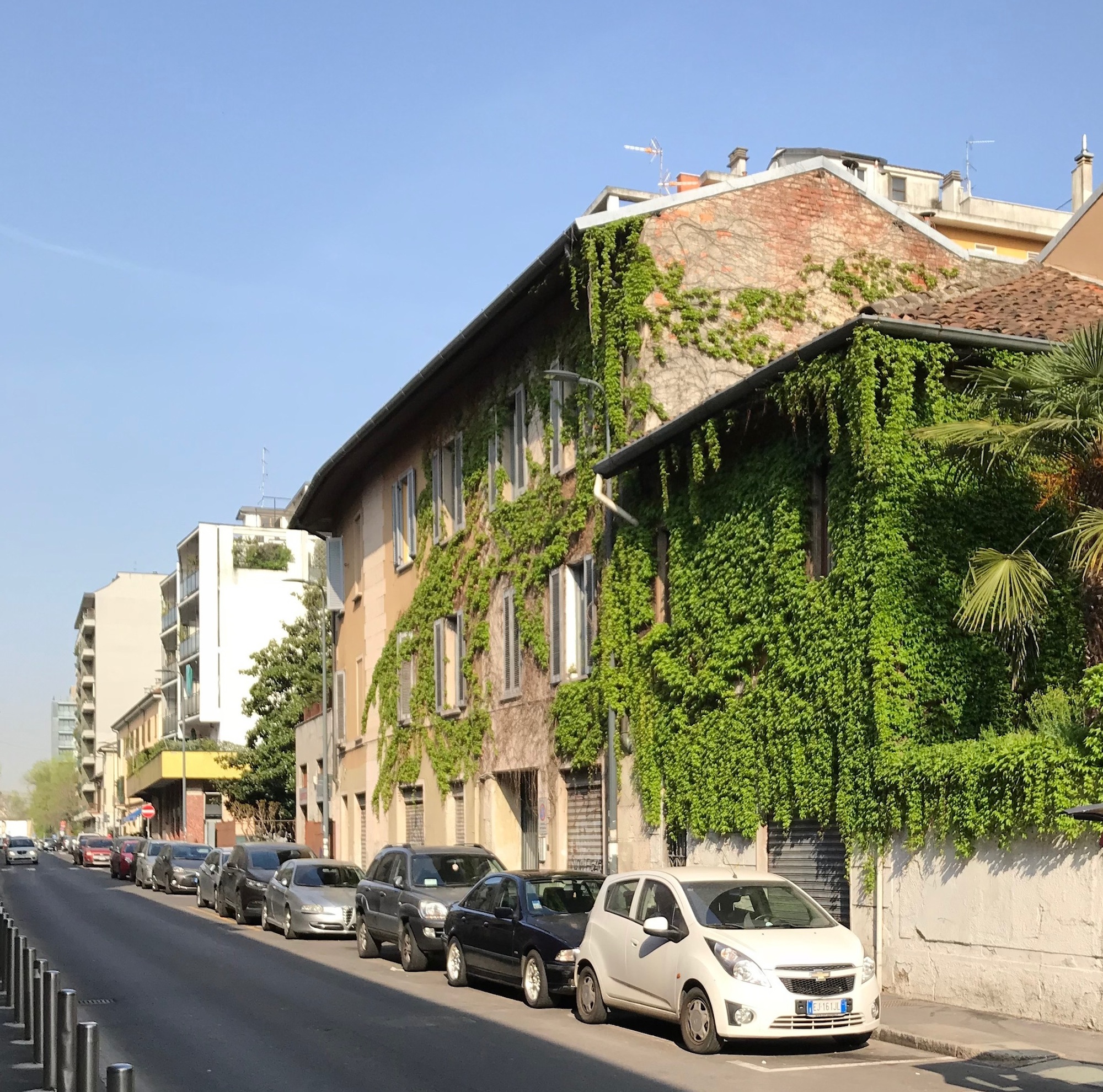 Appartamento in via Ortica, Milano